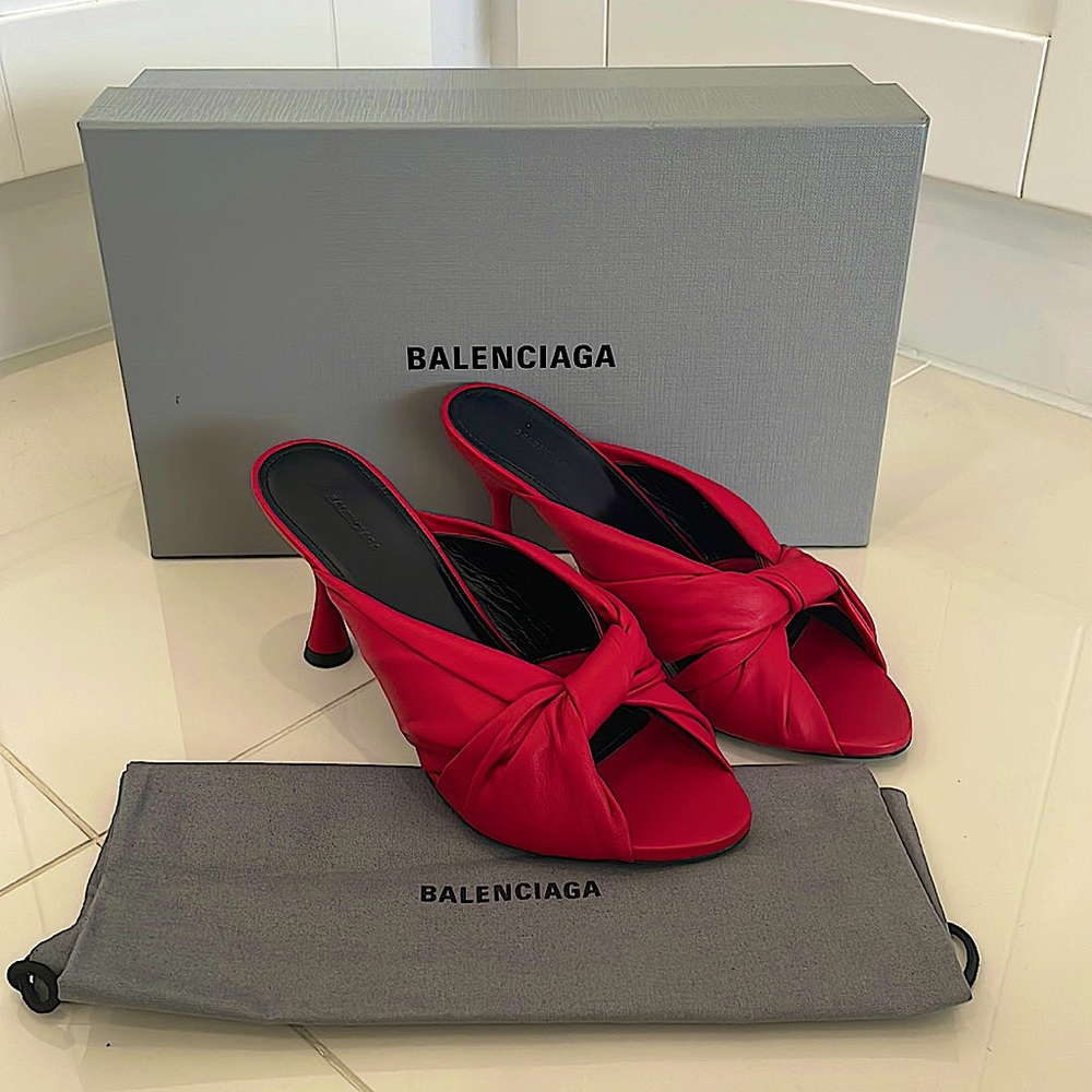 Balenciaga Drapy Sandal - Picture 1 of 8